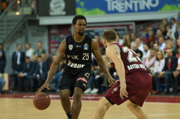 炼年轻球员 炼年轻球员