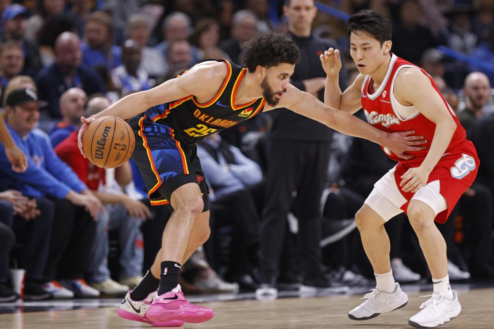 他在多个关 他在多个关