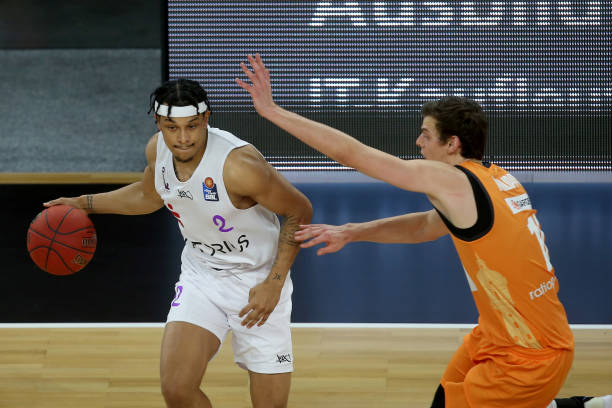 其激烈的竞 其激烈的竞