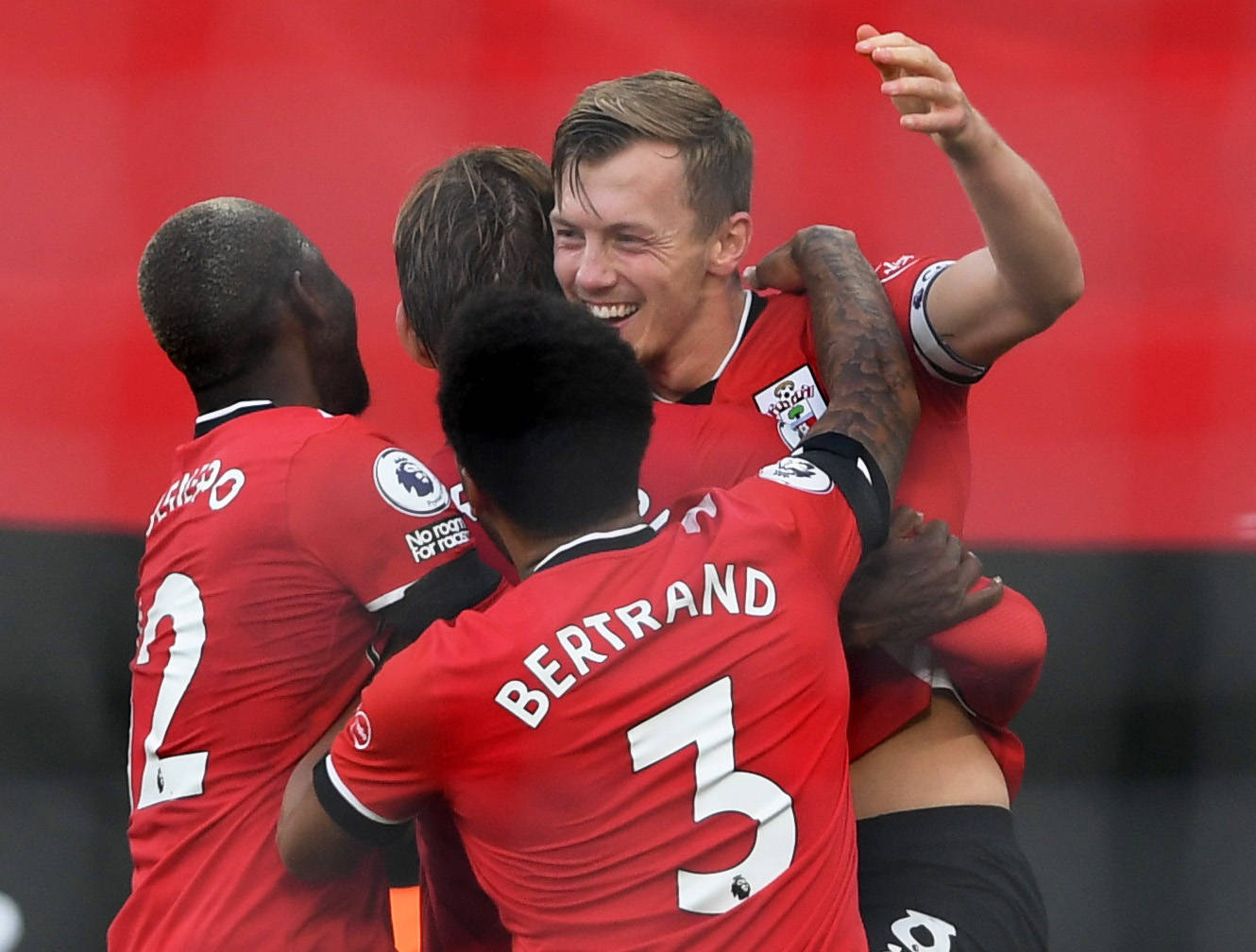 进攻战术不 进攻战术不