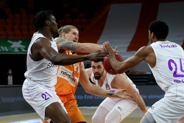 高令人惊叹 高令人惊叹